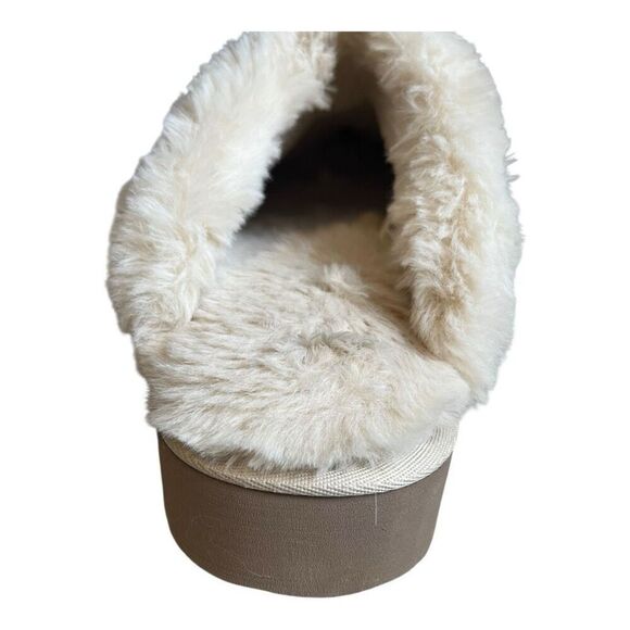 New Joyspun Women's Faux Suede Platform Clog Slippers Size 8 - Picture 4 of 10